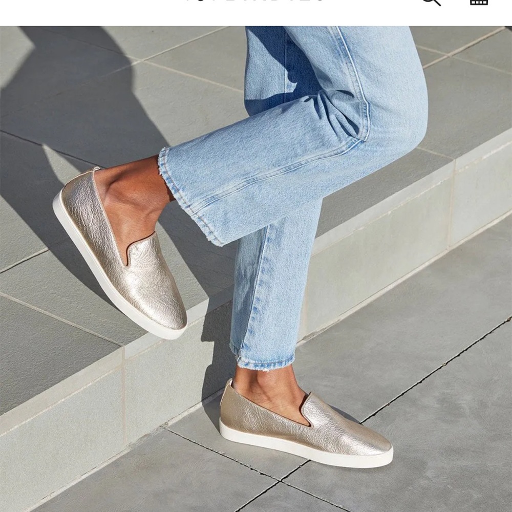 Birdies - The Swift Gold Loafer